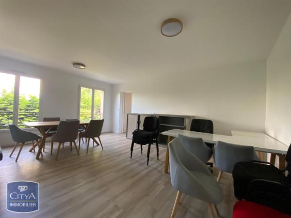 Local professionnel à louer