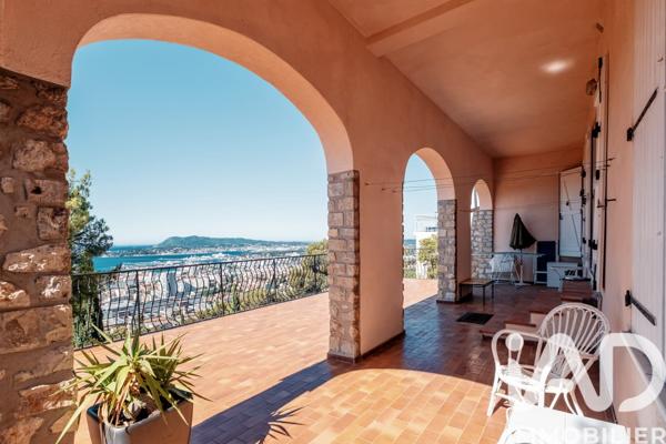 Maison à vendre 5 pièces 150 m² Toulon