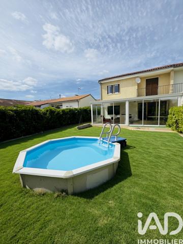 Maison à vendre 3 pièces 77 m² Angoulême