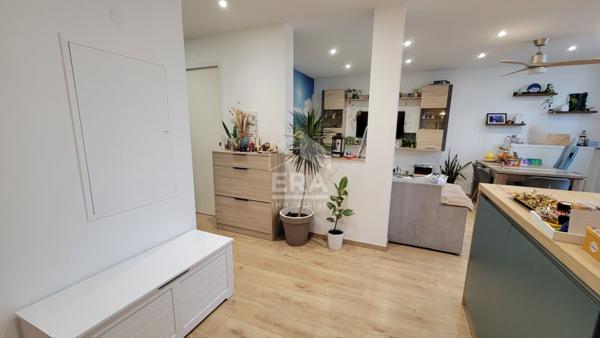 Appartement 2 chambres + garage + places de parking