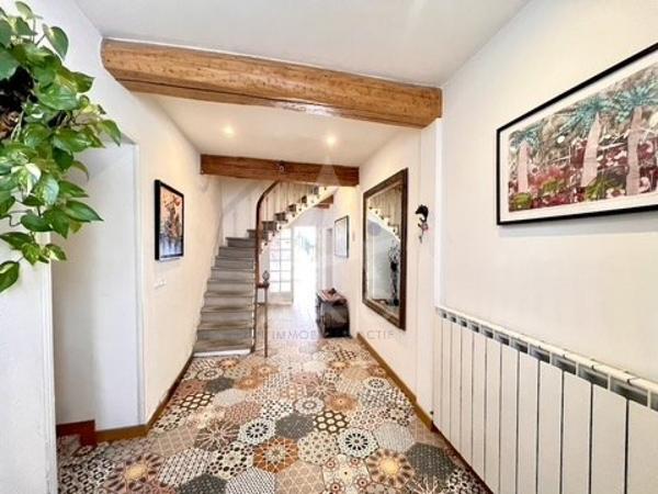 Demeure dexception en pierre  315 m²  Piscine  Patio  Gîte  Proche Pézenas