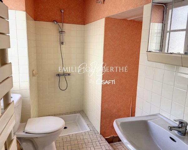 MAISON DE VILLAGE 105 M², 4 PIECES - SECTEUR COSSÉ EN CHAMPAGNE / 53340