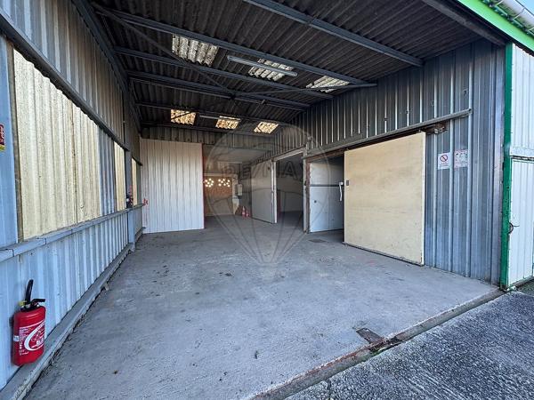 Local d’activité à vendre - Saint-Julien-de-Concelles, Loire-Atlantique - 44