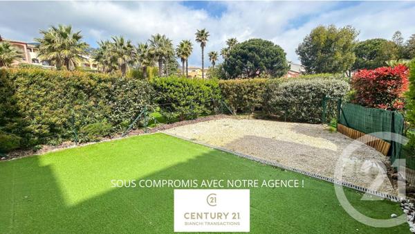 Appartement F3 à vendre  3 pièces - 43,31 m2 CAVALAIRE SUR MER - 83