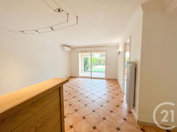 Appartement F3 à vendre  3 pièces - 43,31 m2 CAVALAIRE SUR MER - 83