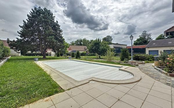 Maison à vendre    6 pièces • 133 m2 Fontenay-Trésigny