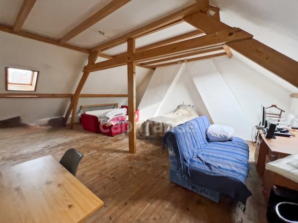 À VENDRE BOULOGNE-SUR-MER - MAISON MITOYENNE 6 PIÈCES - 4 CHAMBRES - SOUS-SOL - CAVE