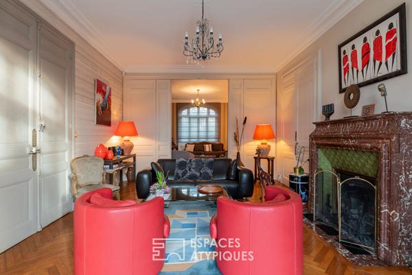 Demeure de maître aux volumes d’exception avec dépendance