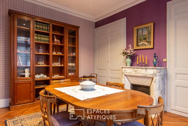 Demeure de maître aux volumes d’exception avec dépendance