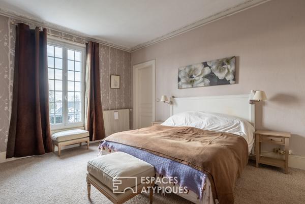 Demeure de maître aux volumes d’exception avec dépendance