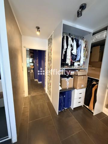 Appartement
         3 pièces
        - 76 m² Exclusivité 319 500 € *