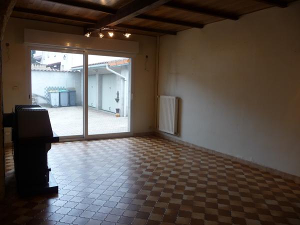 SAINT ROMAIN LE PUY UNE EXCLUSIVITE LE TUC MONTBRISON INCROYABLE MAISON Saint-Romain-le-Puy (42610)