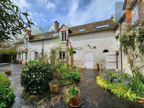 Vente                                                      Maison
                        
                     11 pièces                      280 m2                     à Beaugency