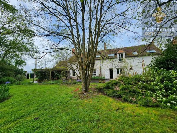Vente                                                      Maison
                        
                     11 pièces                      280 m2                     à Beaugency