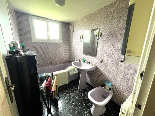 FERMETTE ANCIENNE 5 PIECES 80M2 DEPENDANCE 90M2