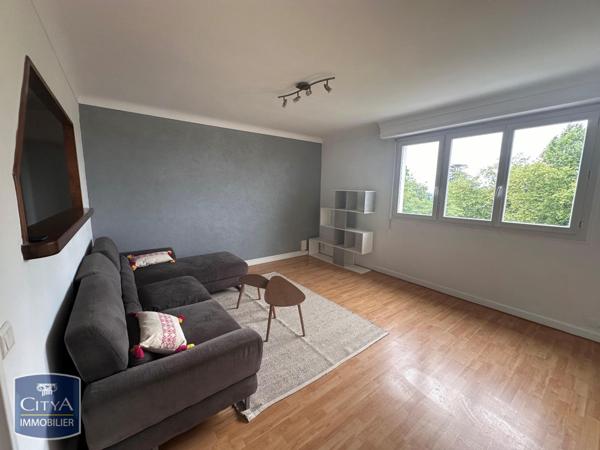 Appartement à louer 2 pièces 65.47m²