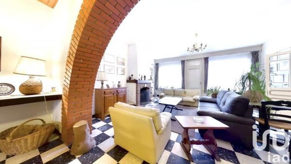 Maison de ville 8 pièces de 236 m² à Douchy-les-Mines (59282)