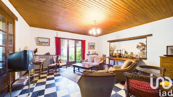 Maison de ville 8 pièces de 236 m² à Douchy-les-Mines (59282)