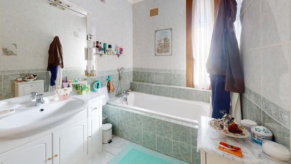 APPARTEMENT 4 PIECES - LA CROIX BLANCHE