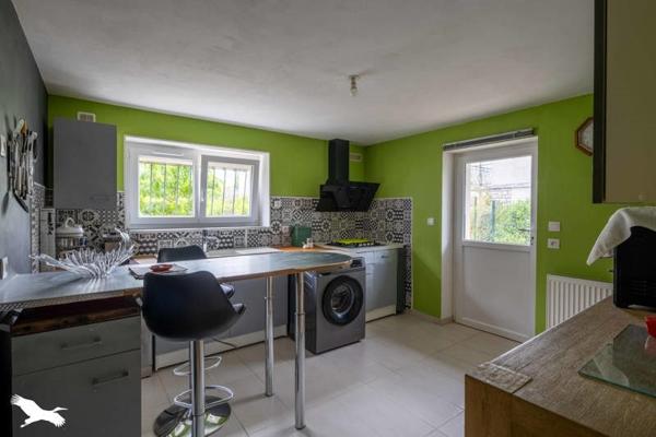 Maison à vendre |                                       Ruffec |                                        5 pièces  |  172 m²