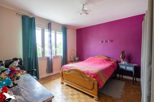 Maison à vendre |                                       Ruffec |                                        5 pièces  |  172 m²