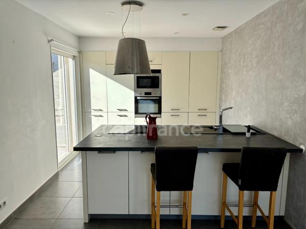 EXCLUSIVITÉ – LA CIOTAT – Maison T4/5 avec piscine, garage et grand sous-sol