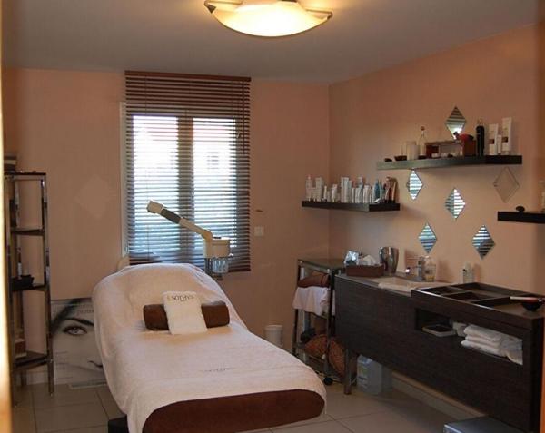 Villa Arles T 5/6  de 165 m²  avec Jardin