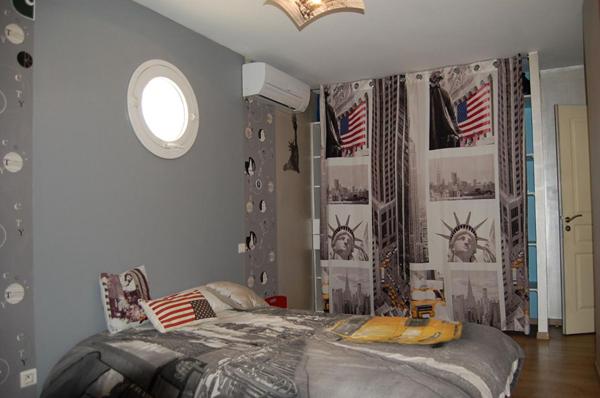 Villa Arles T 5/6  de 165 m²  avec Jardin