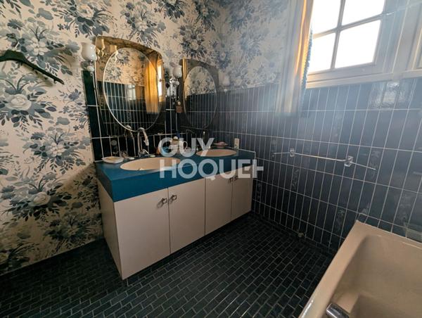 Maison Chateau Gontier Sur Mayenne 9 pièce(s) 133 m2