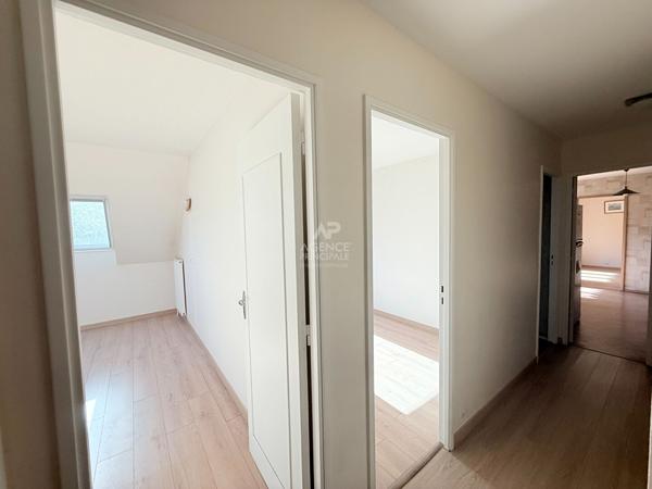 Appartement Eragny Sur Oise 4 pièce(s) 92 m2 239 900 € **  - Référence  7964