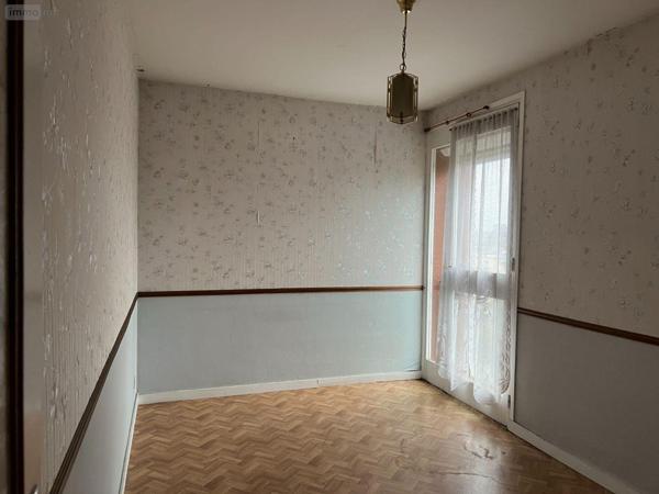 Appartement à rénover à vendre à Châteauroux dans l'Indre (36000), ref : JA/797   
Hopital