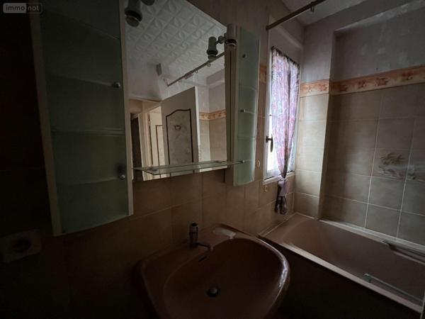 Appartement à rénover à vendre à Châteauroux dans l'Indre (36000), ref : JA/797   
Hopital