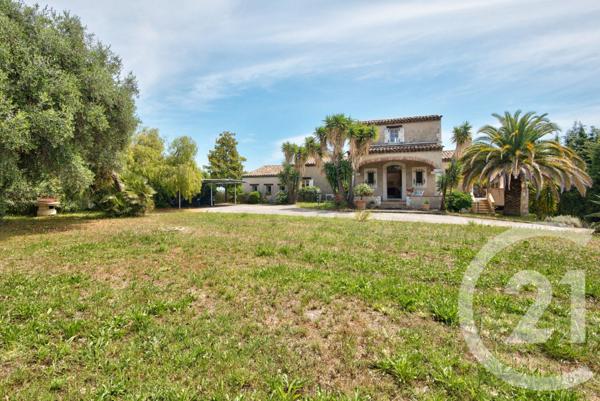 Maison à vendre  9 pièces - 281,26 m2 NICE - 06