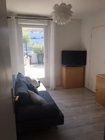 Appartement
         4 pièces
        - 89 m² 580 000 € *