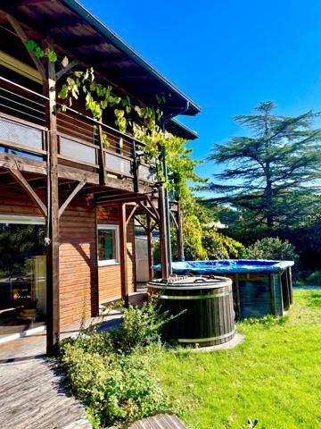 Grande maison T5 (3 chambres) avec petite maison T2 (1 chambre) sur terrain 1237m2