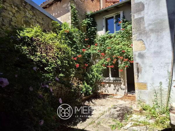 Maison de ville à terminer de rénover