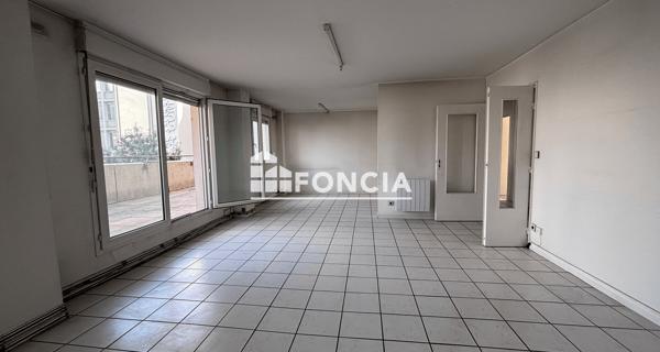 À vendre Appartement 5 pièces 99 m² - Saint-étienne 42000