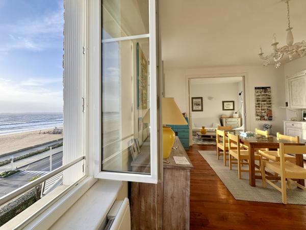 Appartement  6 pièce(s)  4 chambre(s)  135 m²