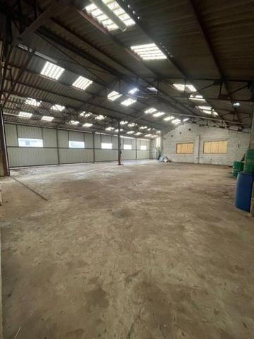 Entrepôt à vendre à Coudreceau dans l'Eure-et-Loir (28400), ref : 240525