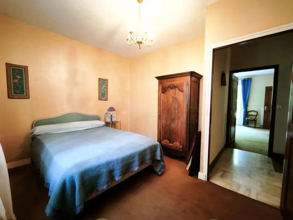 MAISON FAMILIALE 5 CHAMBRES - ROUILLE