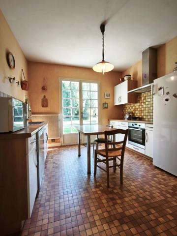 MAISON FAMILIALE 5 CHAMBRES - ROUILLE