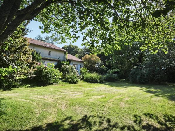 MAISON FAMILIALE 5 CHAMBRES - ROUILLE