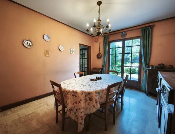 MAISON FAMILIALE 5 CHAMBRES - ROUILLE