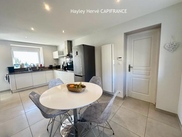 Maison à vendre 5 pièces avec maisonette, dépendances, terrain et vues dégagées SAINT MICHEL DE MONTJOIE (50)