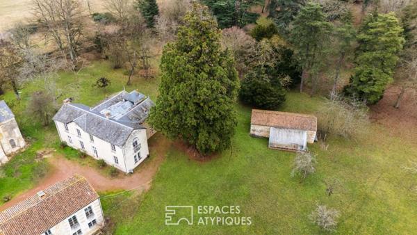 Propriété d’exception avec deux maisons et parc au nord de la Vienne
