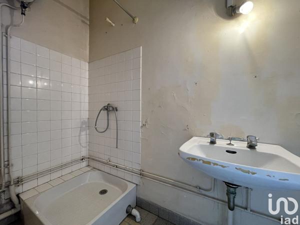 Maison 13 pièces de 278 m² à MALESHERBES (45330)