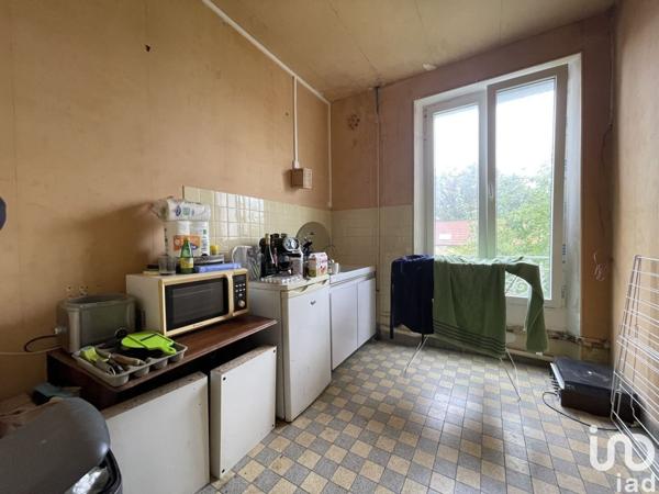 Maison 13 pièces de 278 m² à MALESHERBES (45330)