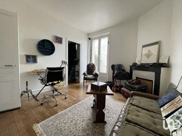 Maison 13 pièces de 278 m² à MALESHERBES (45330)
