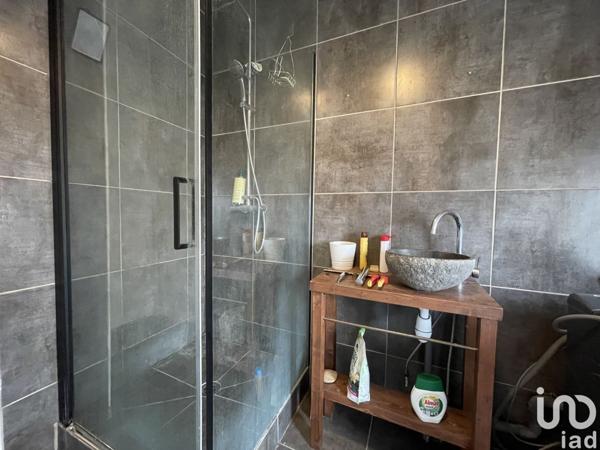 Maison 13 pièces de 278 m² à MALESHERBES (45330)