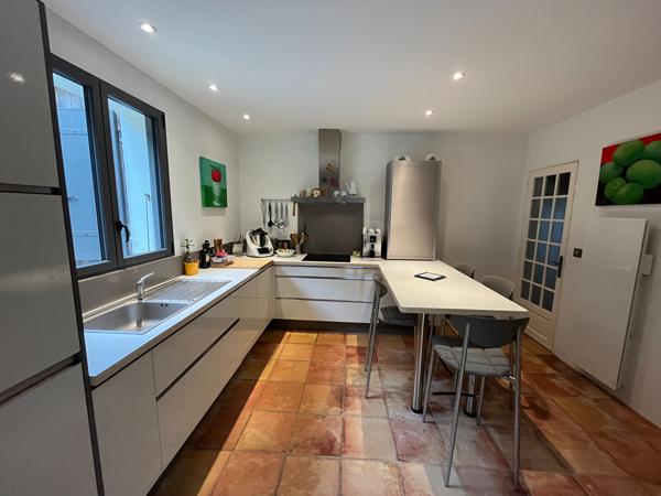 Propriété lumineuse au coeur de la campagne Oléronaise - 9 pièces 211.39 m2